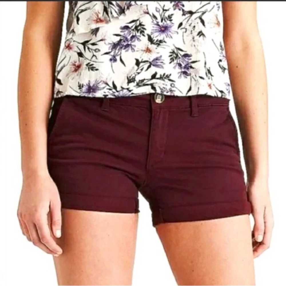 American Eagle Stretch Red Chino Shortie Shorts Women’s Size 4